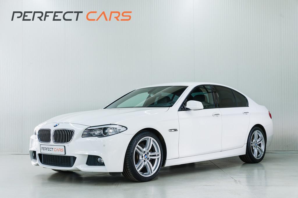 BMW 5-serie 528i High Executive, leer, M pakket, BTW auto, Achterwielaandrijving, Zwart, 259 pk, Leder