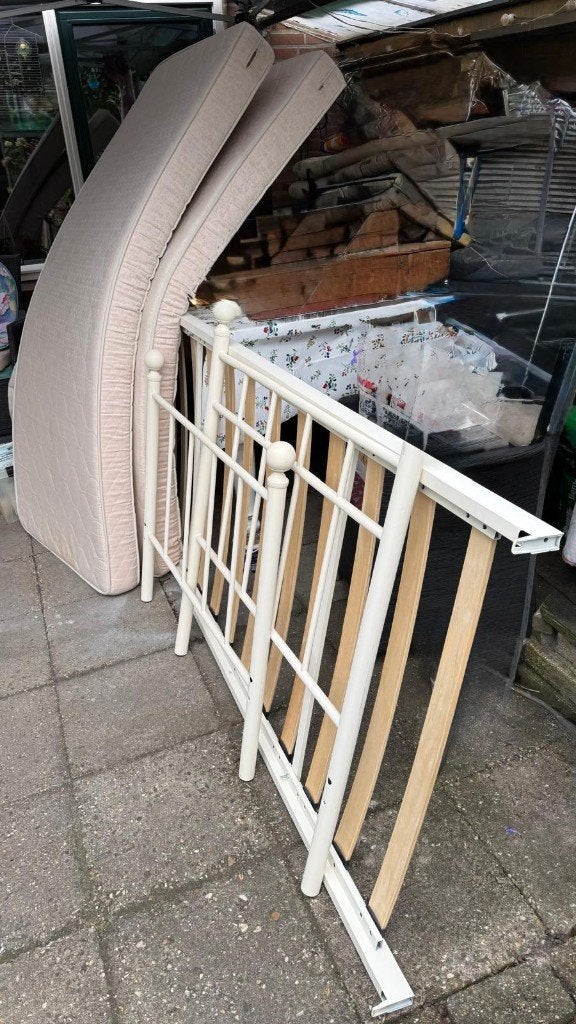 1 persoonsbed incl matras, Ophalen, Gebruikt, 90 cm, Eenpersoons