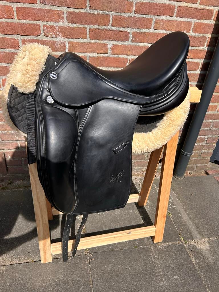 Erreplus Adelinde 17 inch, boommaat 32, Dieren en Toebehoren, Ophalen of Verzenden, Zo goed als nieuw, Dressuur