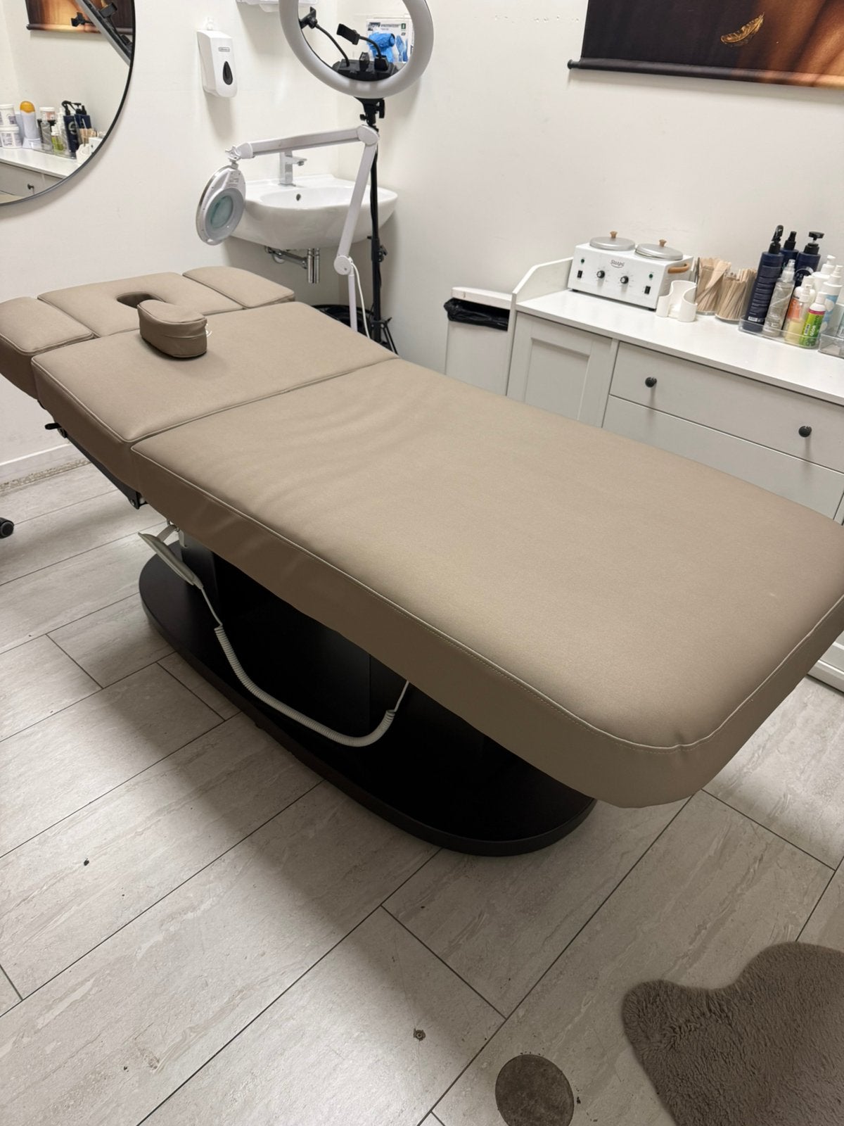 Te koop: Avivo W4 Wellness-/Behandelbank – Zeer goede staat