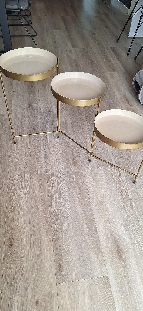 Bijzettafeltje van intratuin, Huis en Inrichting, Minder dan 55 cm, Metaal of Aluminium, Rond, Zo goed als nieuw