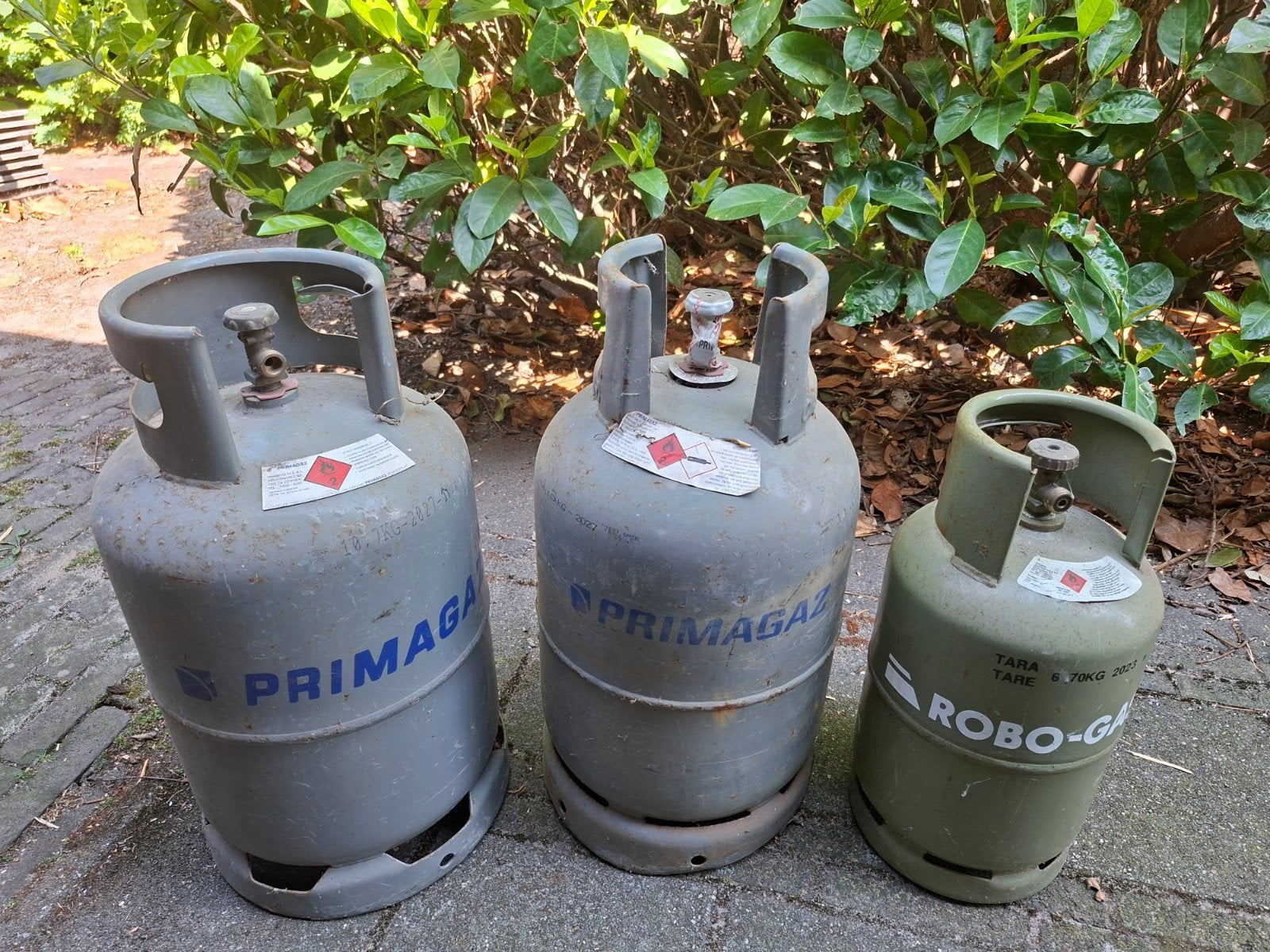 3 gasflessen, Ophalen, Gebruikt