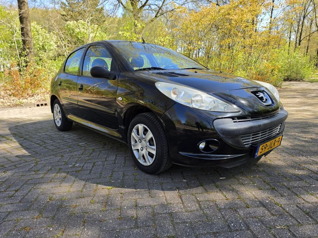 Peugeot 206+ 1.4 5D 2009 Zwart, Voorwielaandrijving, 206+, 31 €/maand, 4 cilinders