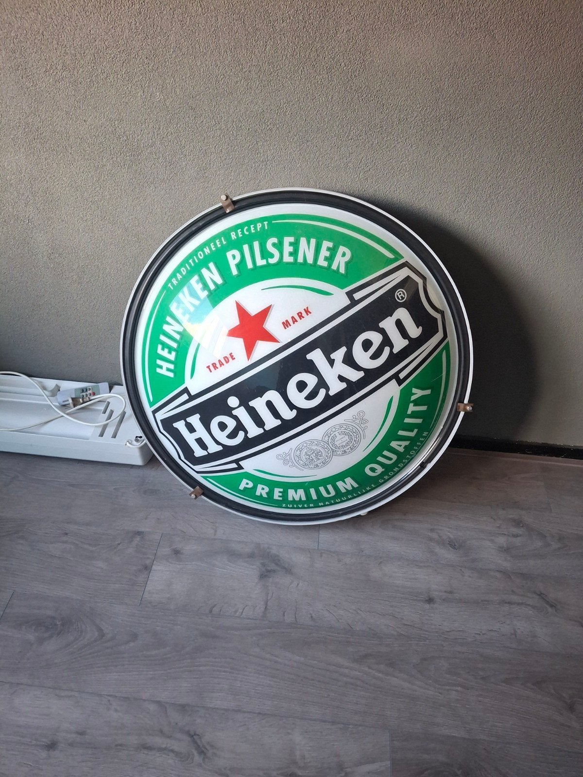 Heineken Reclame Collectie: Lichtbak, Vlag, Emmer, Pet, Ophalen of Verzenden, Gebruikt, Lichtbak of (neon) lamp