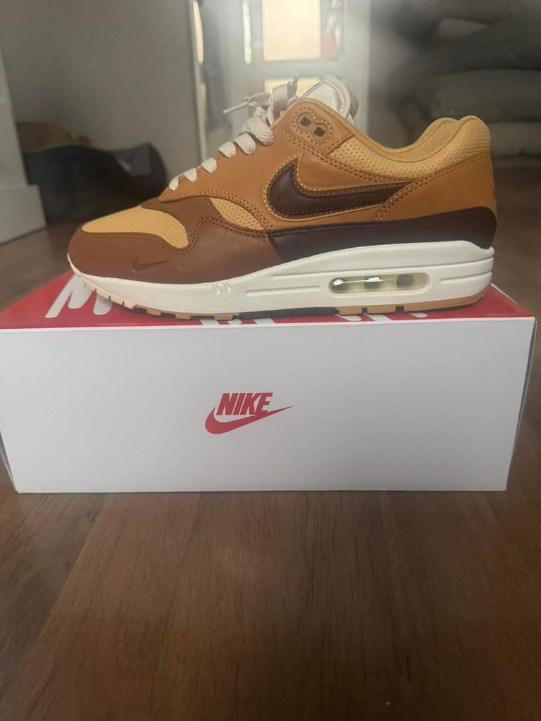 Nike Air Max 1 Snkrs Day 42,5 vnds, Ophalen of Verzenden, Zo goed als nieuw, Overige kleuren