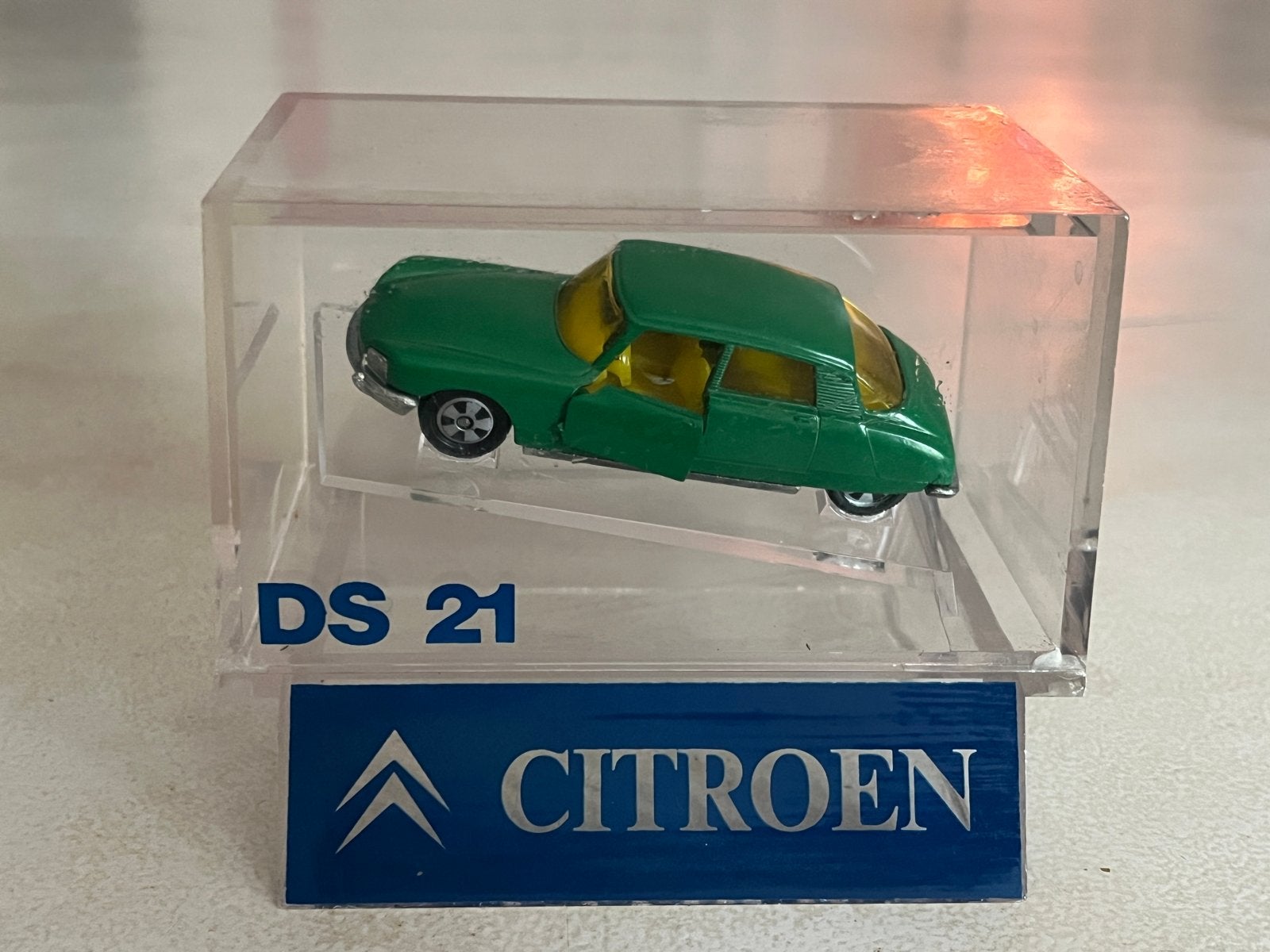 Siku Citroën DS 21 - Groen modelauto in vitrine, Ophalen of Verzenden, Gebruikt, Auto