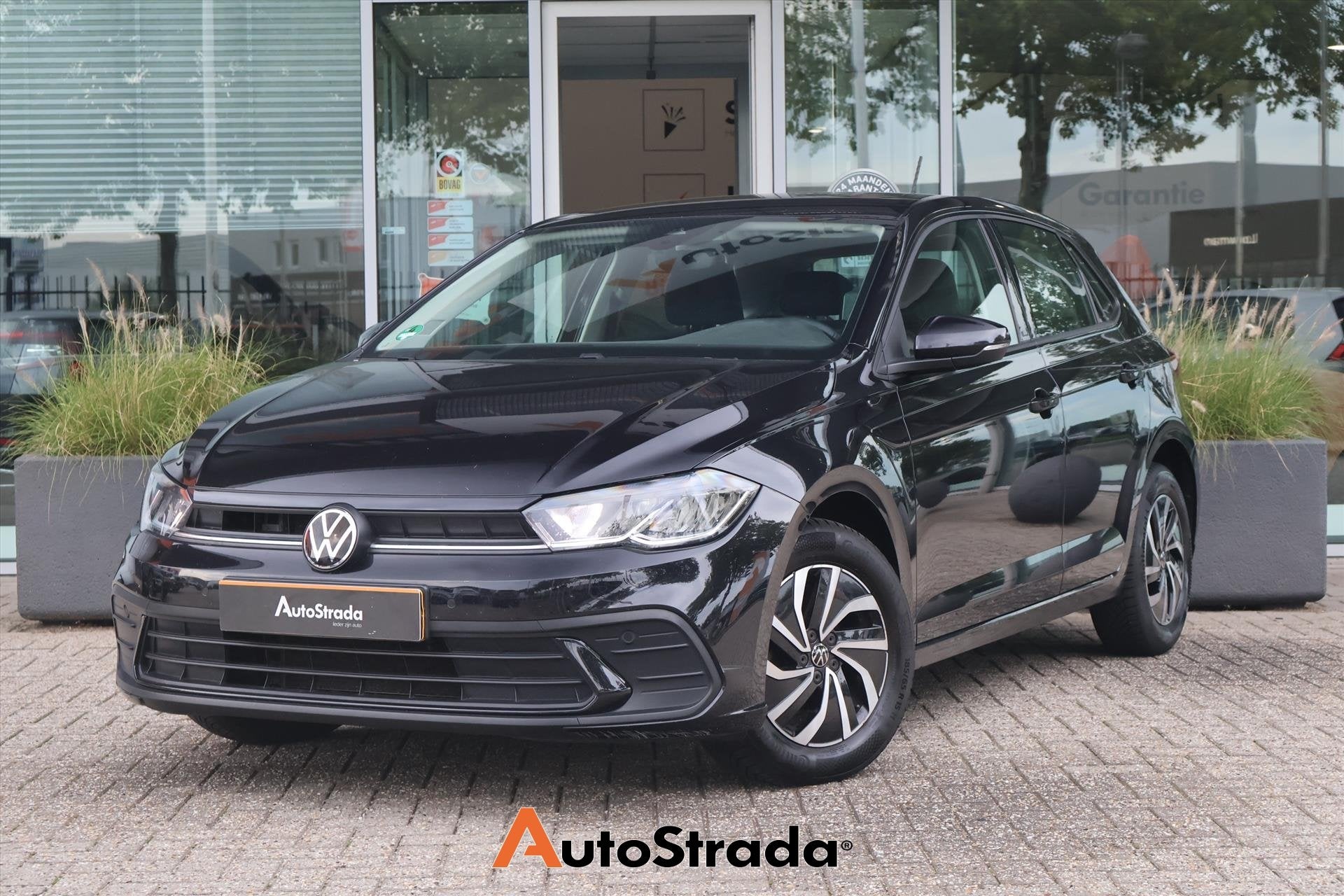 Volkswagen Polo 1.0 Life Business TSI 95pk | Camera | Stoelv, Auto's, Keurmerk '100% Onderhouden', Dealer onderhouden, Stof, Gebruikt