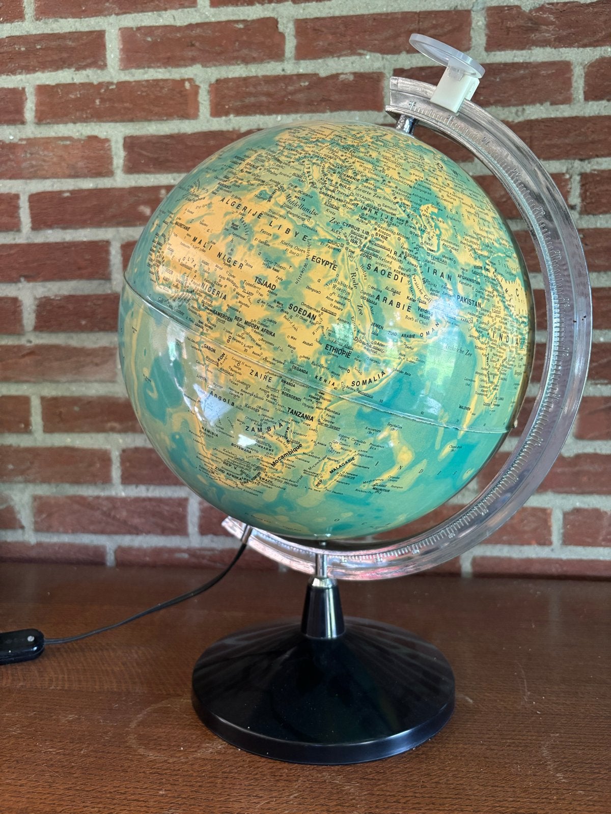 Verlichte Wereldbol met Vergrootglas - Educatief & Decoratie, Ophalen, Gebruikt, Kunststof, Draaibaar