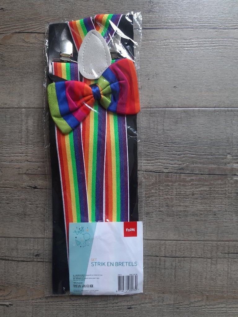 NIEUW - regenboog bretels en vlinderstrikje, Ophalen, Nieuw, Meerkleurig, Met patroon