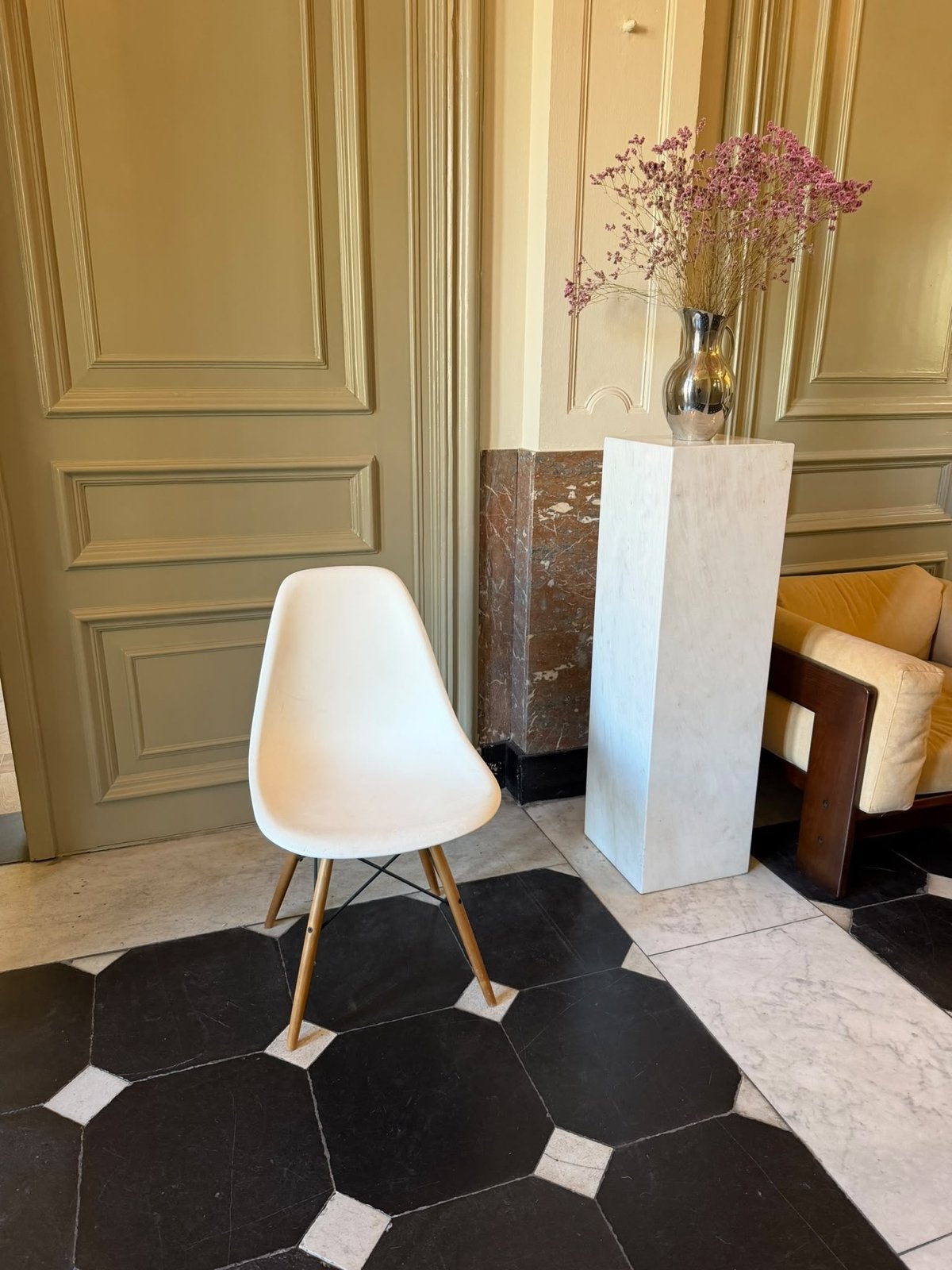 Witte Eames DSW stoelen (2 stuks) met houten onderstel, Ophalen, Gebruikt, Wit, Eén