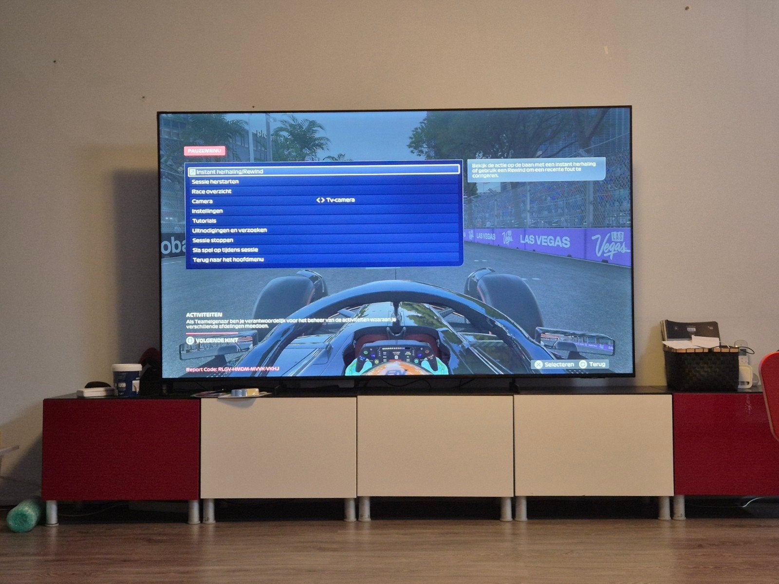85 inch Samsung Smart TV met optionele kastjes, Ophalen