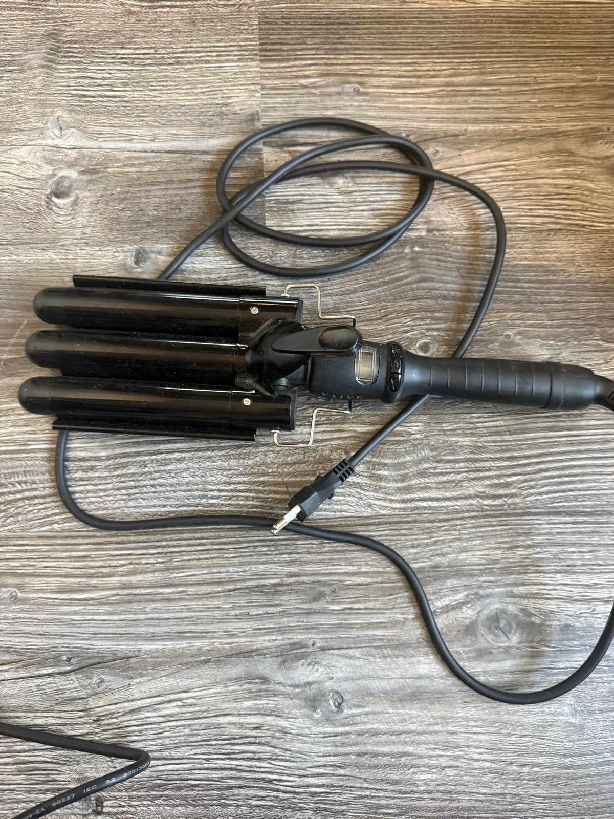 Vaive Haar Krultang - Drievoudige Krultang voor Golvend Haar, Ophalen, Gebruikt, Haarverzorging
