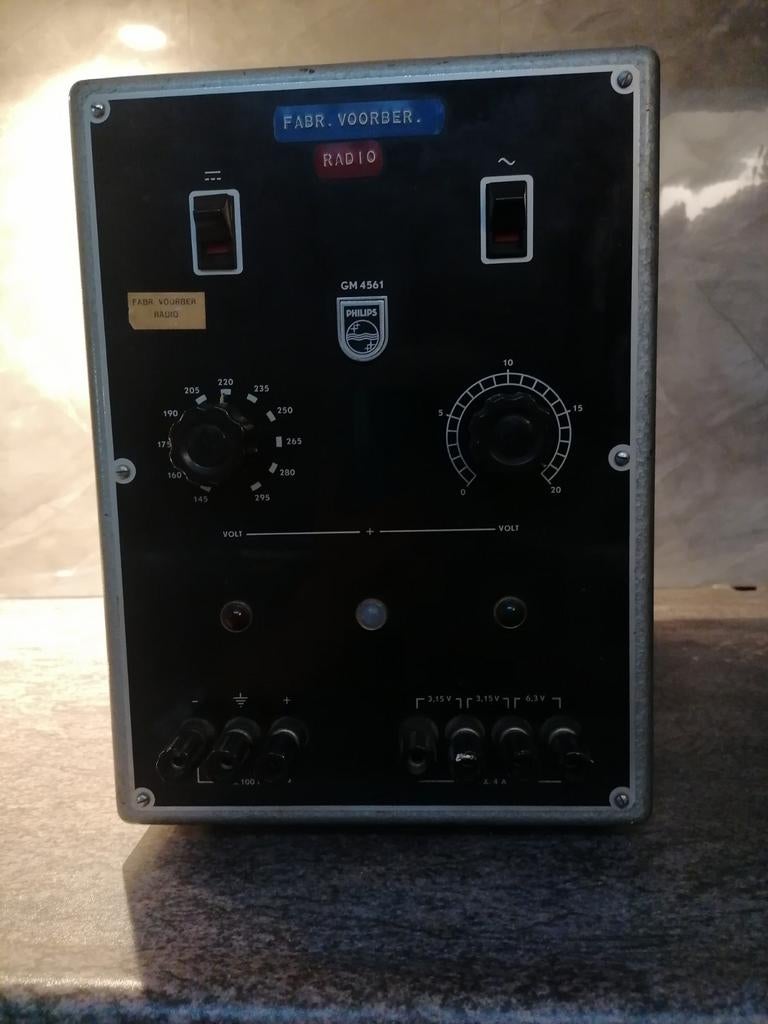Philips gm 4561, Ophalen, Gebruikt, Elektriciteit
