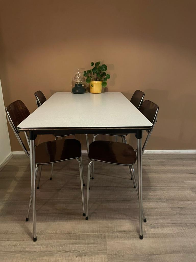 Formica eettafel en stoelen, Ophalen, 100 tot 150 cm, Formica vintage, 50 tot 100 cm