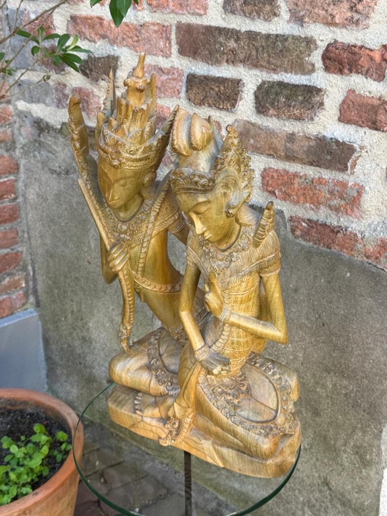 Houten Balinese Beeld van Liefdespaar - Handgesneden, Groep mensen, Ophalen of Verzenden, Handgemaakt, 20 - 50 cm