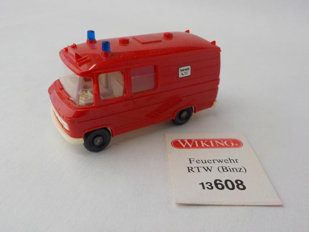 Wiking, 13608 Mercedes RTW (Binz) Feuerwehr Brandweer, Ophalen of Verzenden, Zo goed als nieuw, Overige typen, Wiking