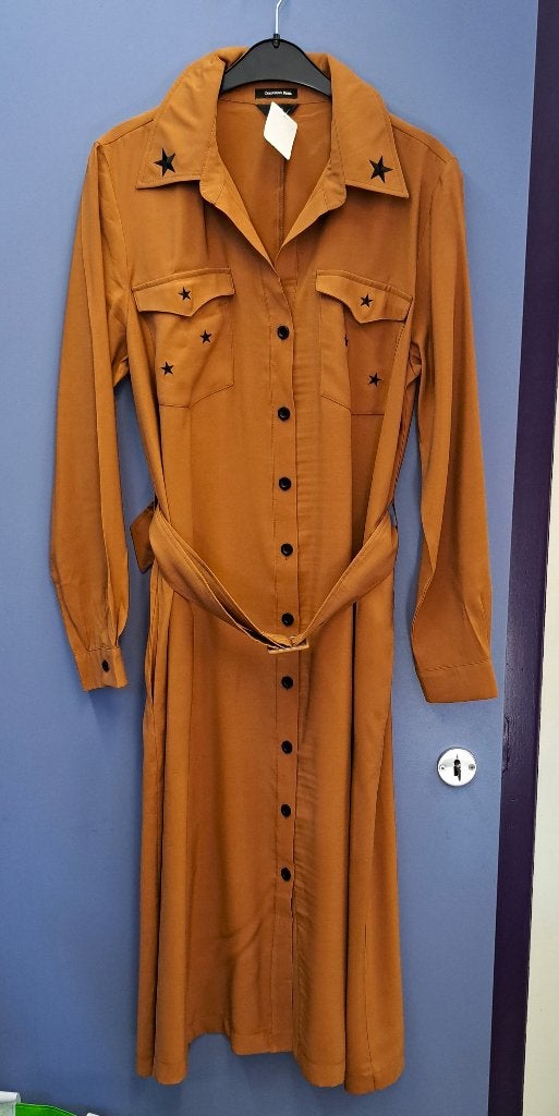 Colourful Rebel cognac bruine jurk + zwarte sterren M 46509, Kleding | Dames, Maat 38/40 (M), Colourful Rebel, Bruin, .