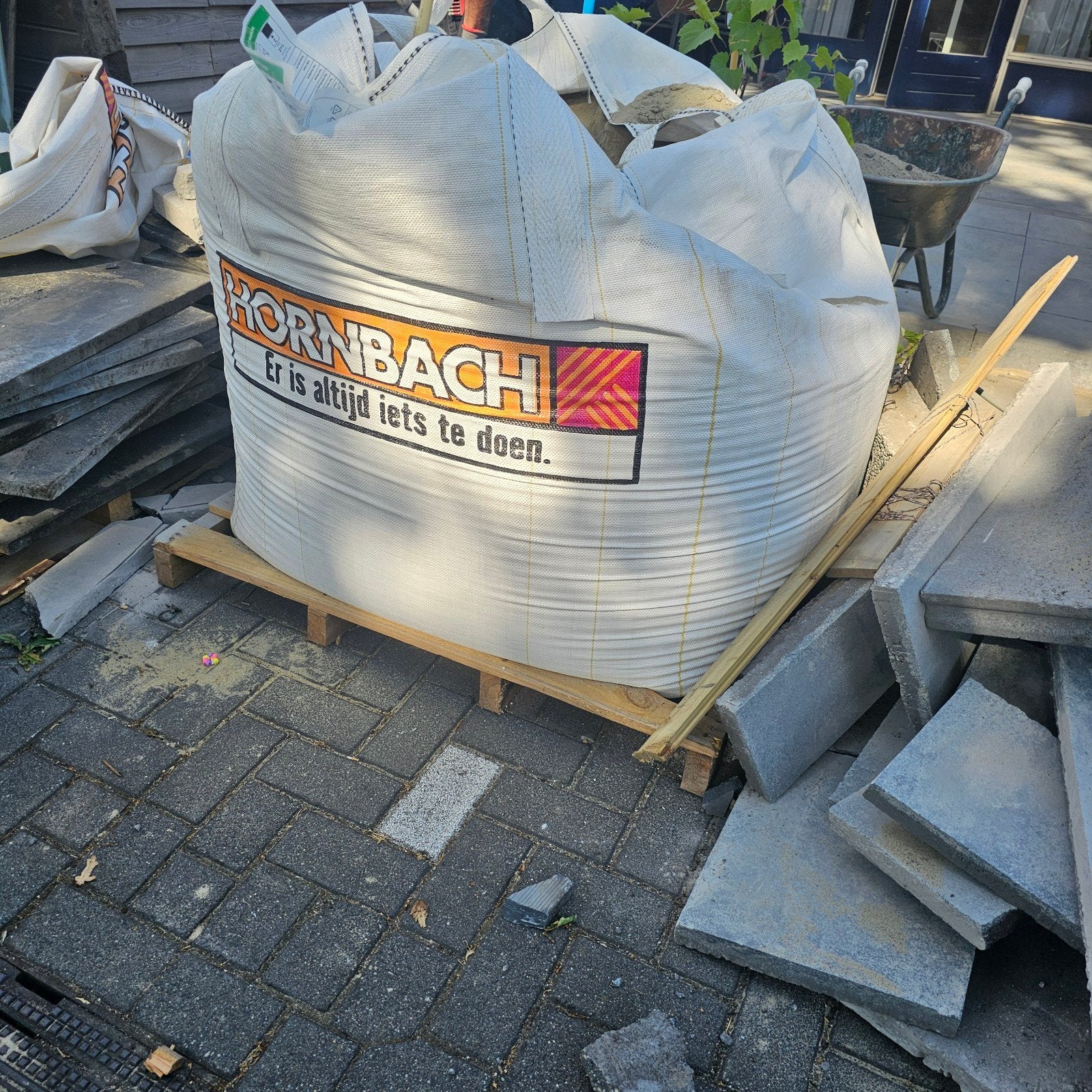 Ongeveer 1 kup ophoogzand, Tuin en Terras, Zand, Ophalen, Ophoogzand
