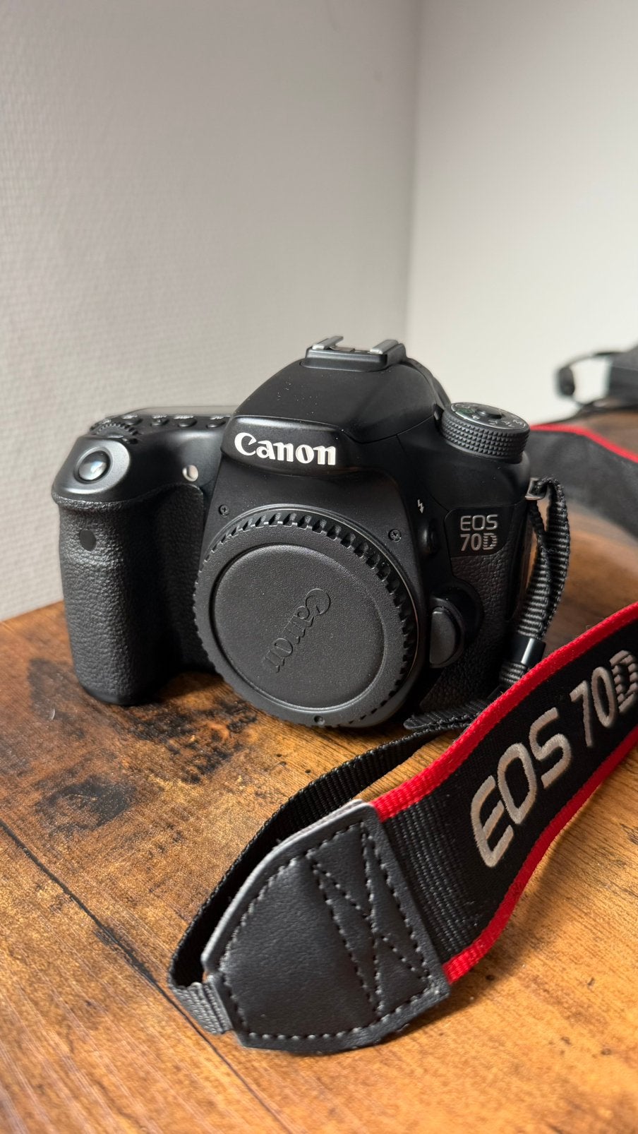 Canon EOS 70D body
