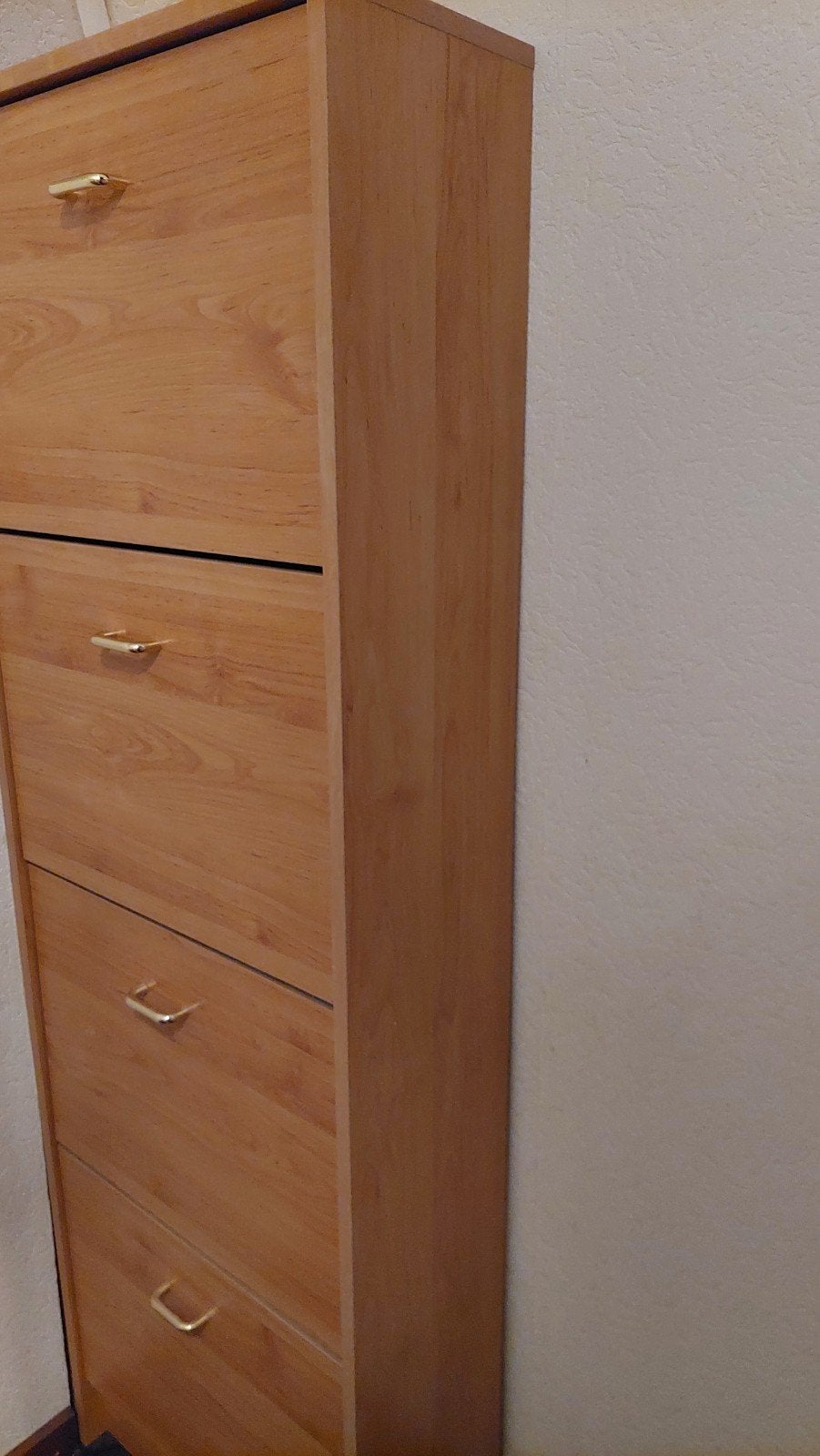 Schoenenkast, Ophalen