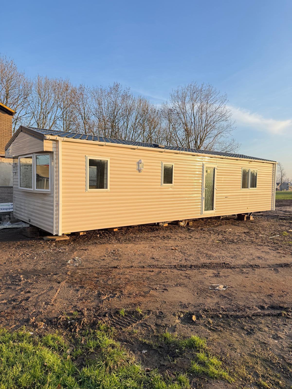 ABI Vista volledig elektrisch, 11x3.6m, airco, dubbel glas