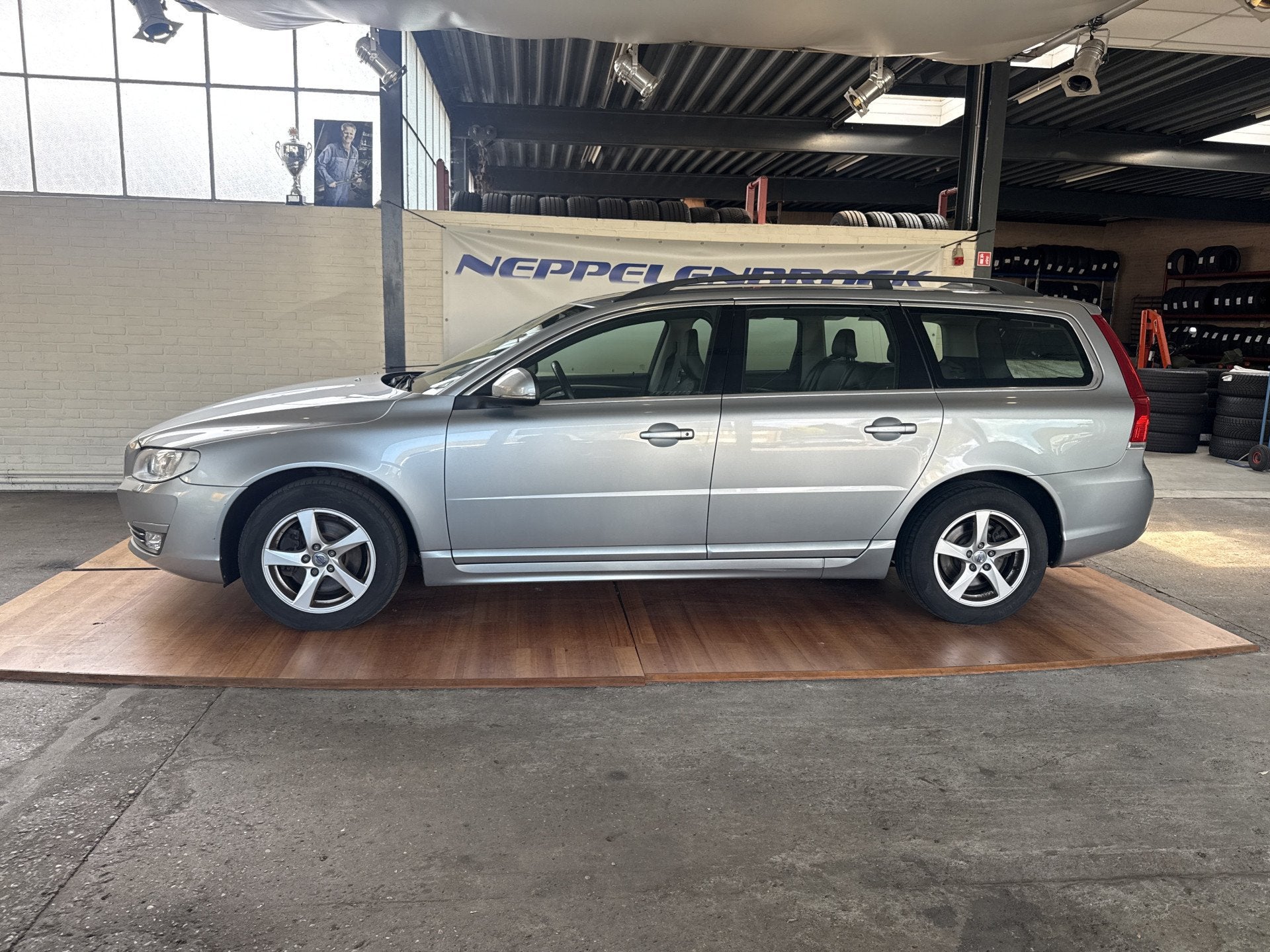 Volvo V70 2.0 D3 Polar (bj 2016), Voorwielaandrijving, Euro 6, 4 cilinders, 1570 kg
