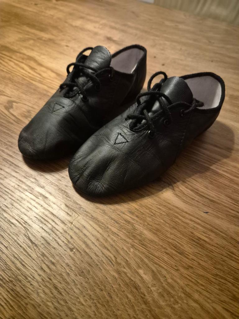 Bloch Jazzsoft Split Sole dansschoenen Zwart Maat 12, Ophalen of Verzenden, Zo goed als nieuw, Schoenen