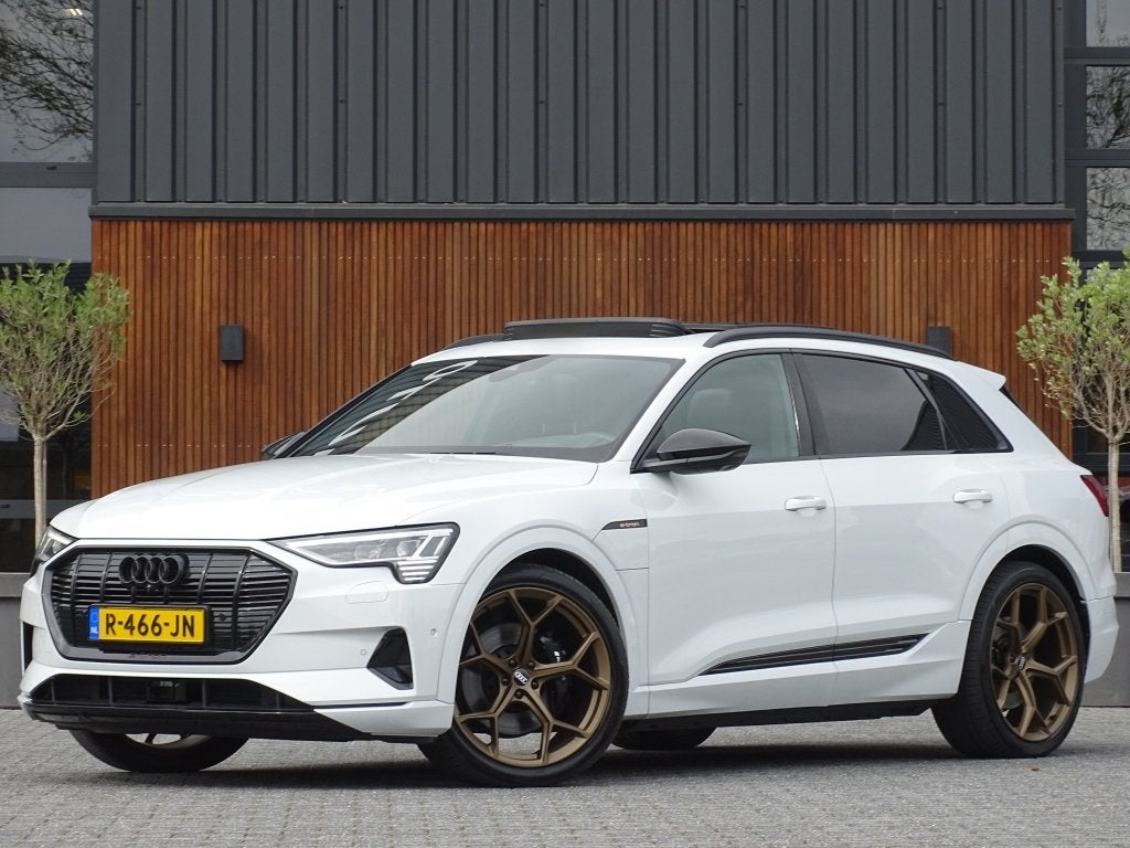 Audi e-tron e-tron 55 Quattro 408PK / pano / 22'' RS / B&O s, Auto's, Automaat, 0 cilinders, Wit, Leder