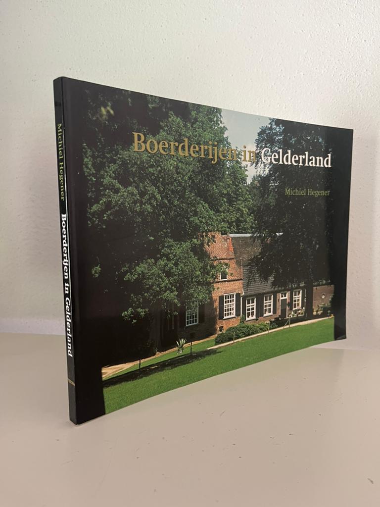 Boerderijen in Gelderland - Hegener - Veluwe, Ophalen of Verzenden, Zo goed als nieuw