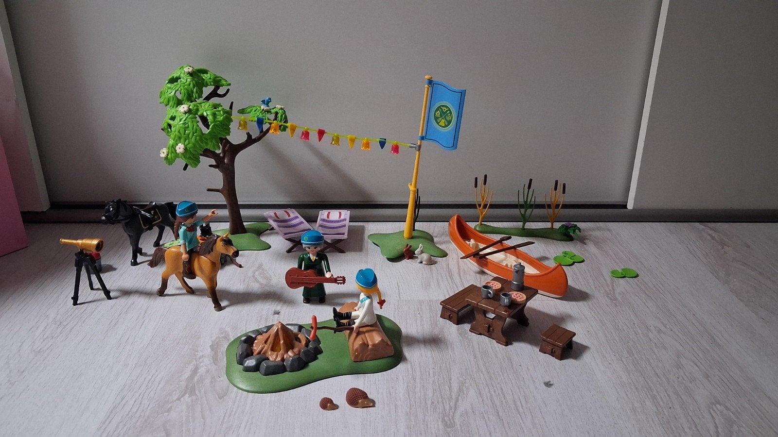 Playmobil Spirit Riding Free - camping, Gebruikt, Complete set, Overige typen, Ophalen of Verzenden