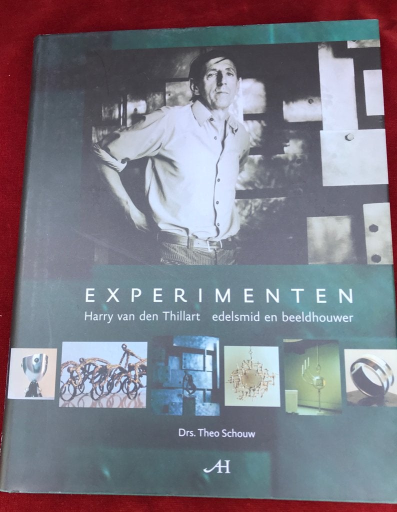 De Experimenten, Harry vd Thillart, edelsmid en beeldhouwer., Boeken, Ophalen of Verzenden, Zo goed als nieuw