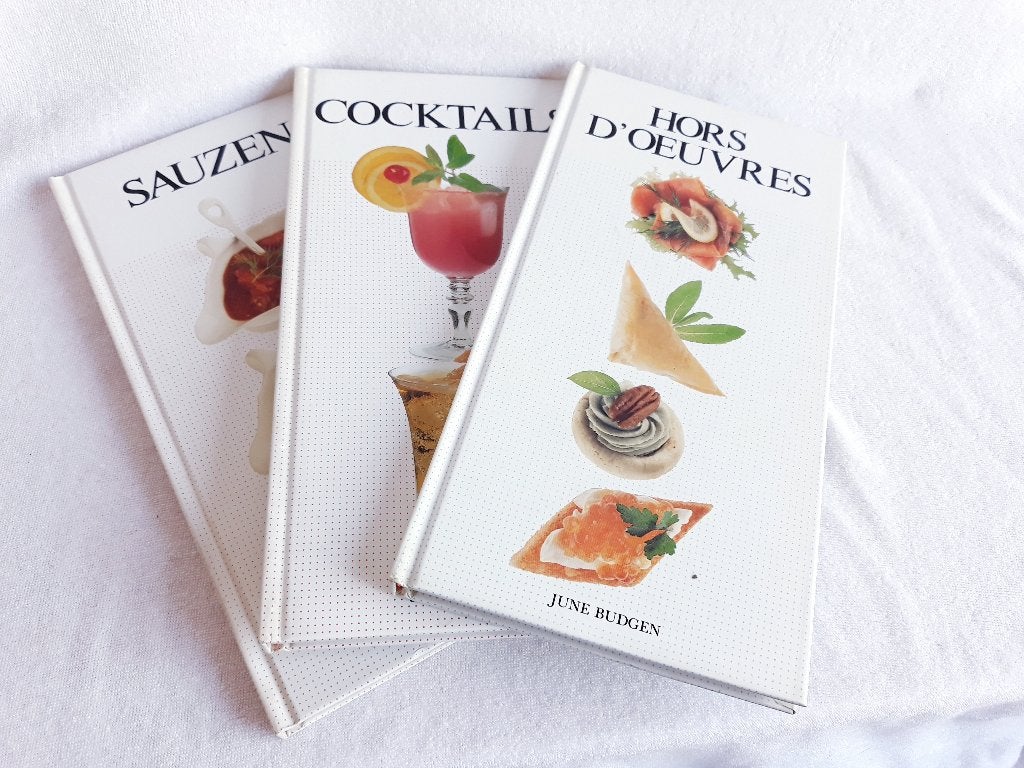 3x kookboeken: Sauzen - Cocktails - Hors d' oeuvres, Boeken, Ophalen of Verzenden, Overige typen