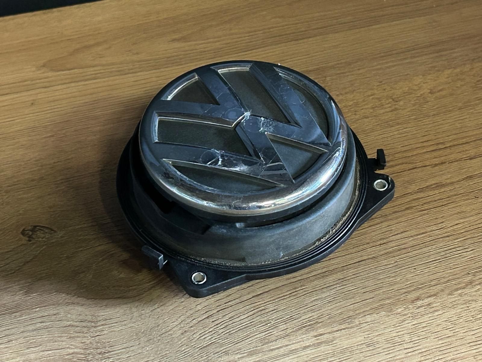 VW Polo Logo Achterklep handgreep 6R6827469A, Gebruikt, -, -, Ophalen of Verzenden