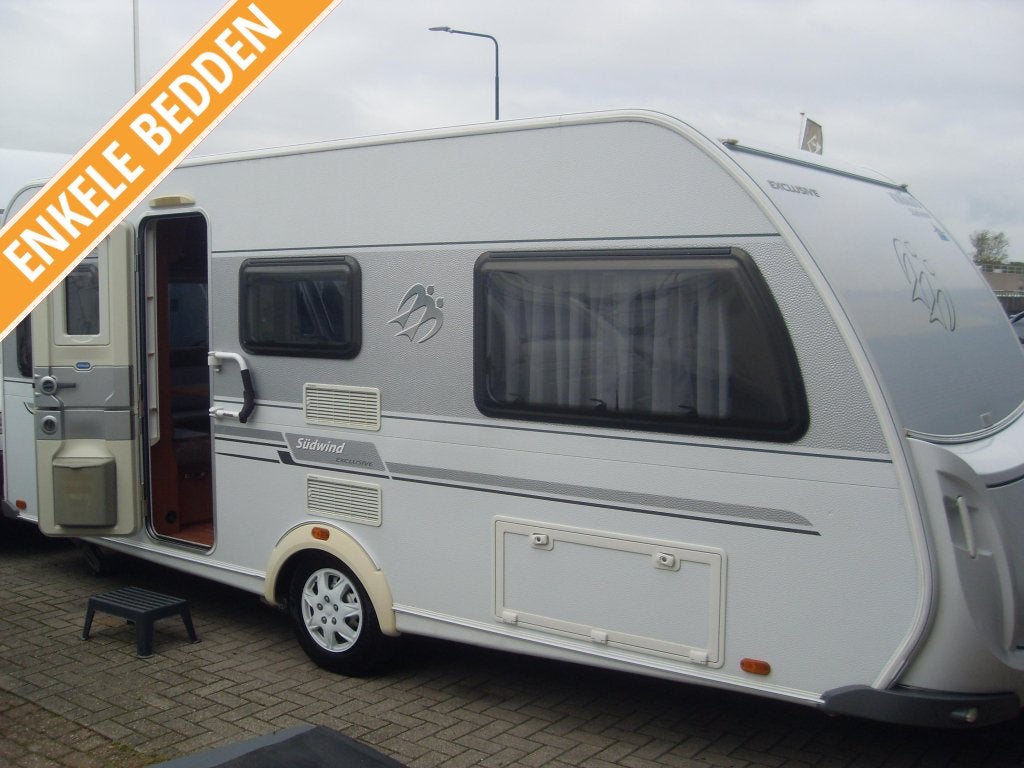 Knaus Sudwind Exclusive 500 EU met Mover en Nieuwe Voortent, Caravans en Kamperen, Rondzit, Schokbreker, Bedrijf, 5 tot 6 meter