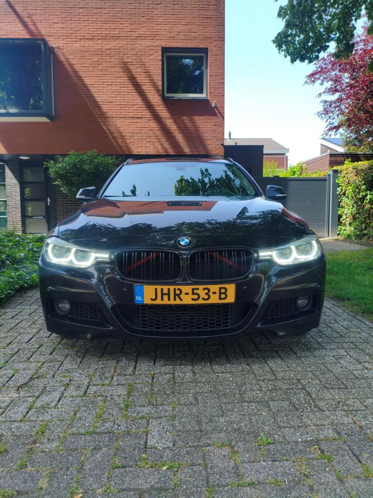 MEENEEM PRIJS! BMW F31 touring benzine 2018 facelift, Auto's, BMW, Automaat, Zwart, Stationwagon, Particulier