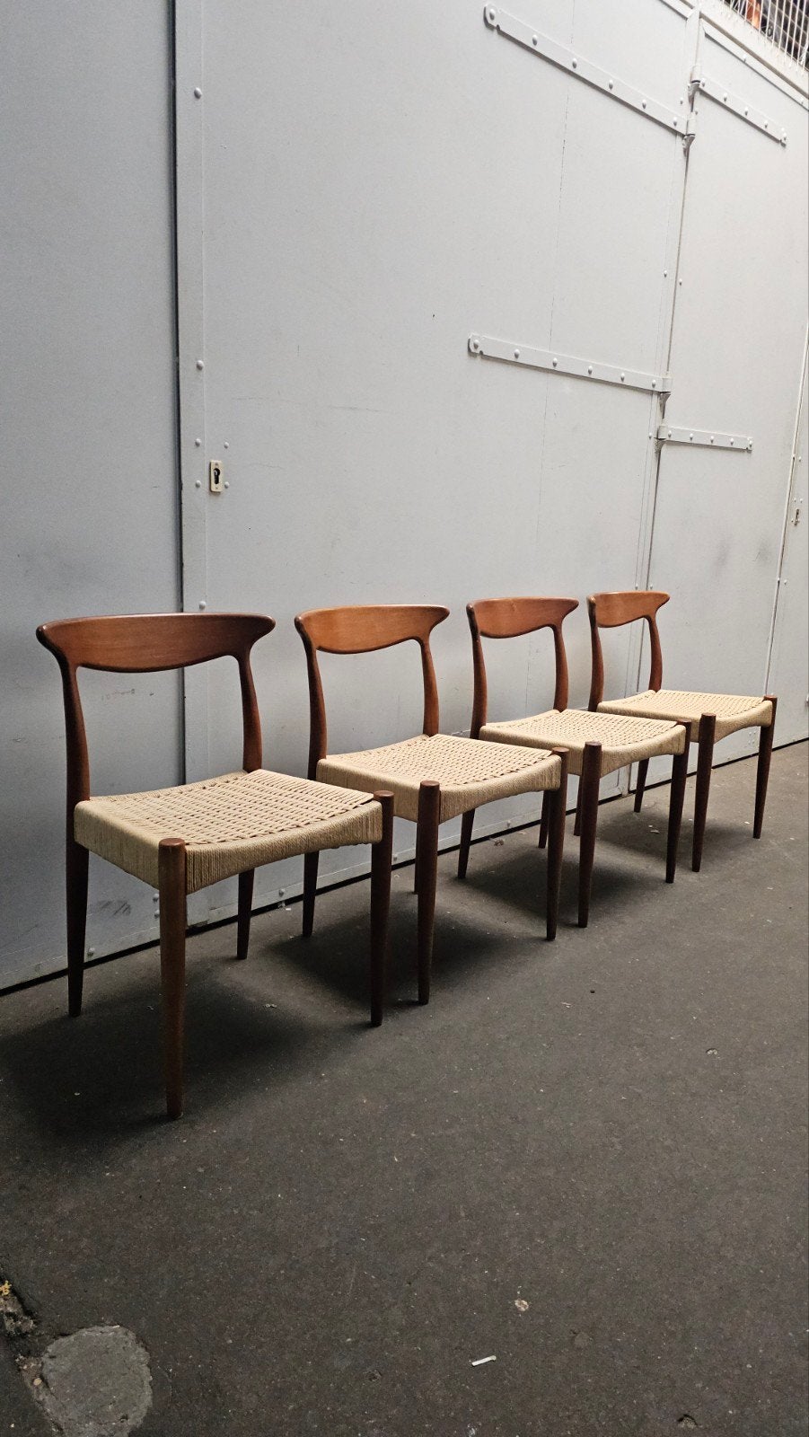 Arne Hovmand Olsen MK310 Jaren 60 Deens stoelen, Ophalen of Verzenden, Gebruikt, Bruin