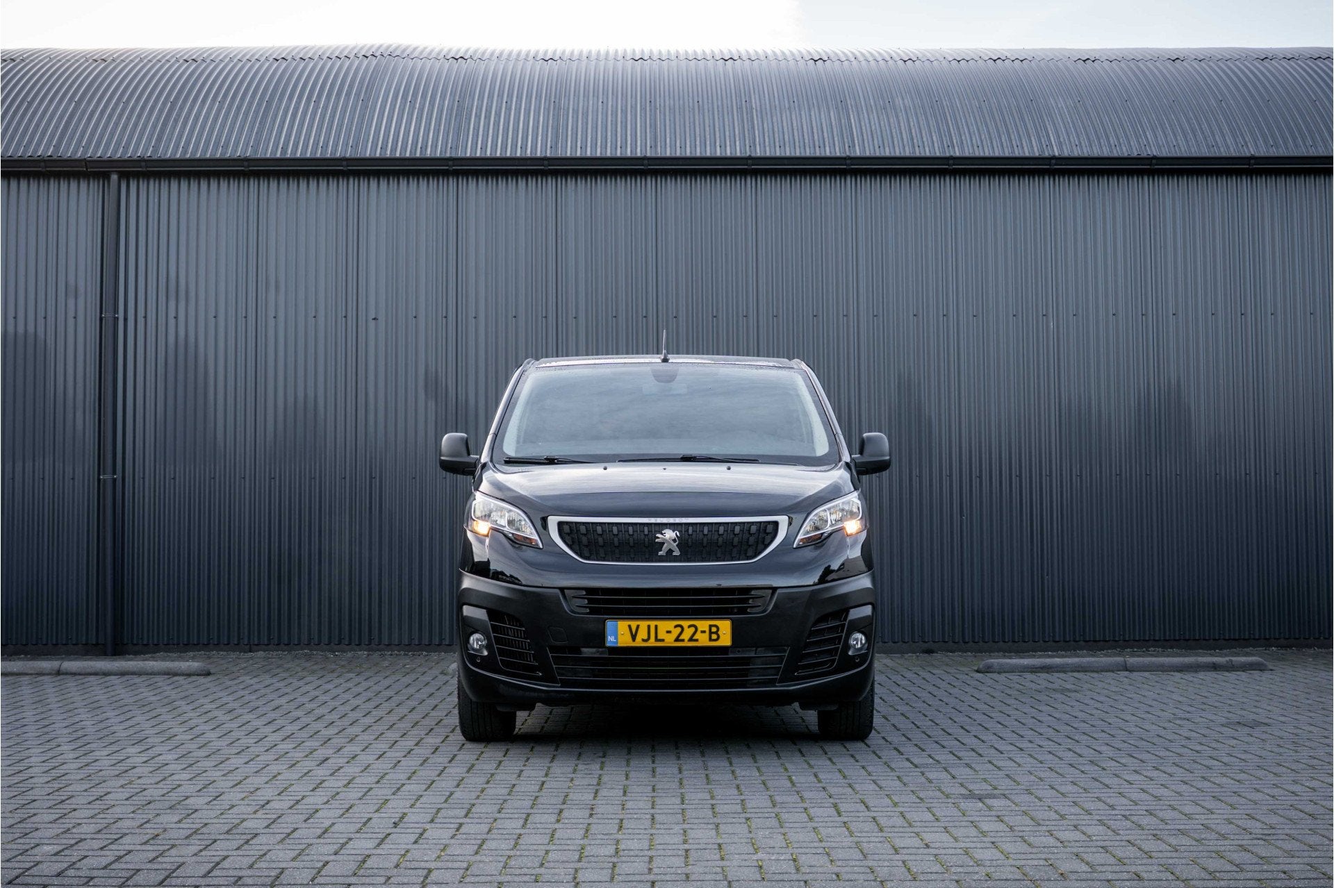 Peugeot Expert 1.5 BlueHDi 100 | 3-Zits | Camera | Carplay |, Auto's, Voorwielaandrijving, Gebruikt, 4 cilinders, Leder en Stof