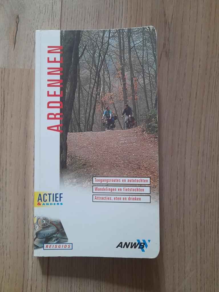 Reisgids ANWB Ardennen, Gelezen, Europa, Ophalen of Verzenden, Reisgids of -boek