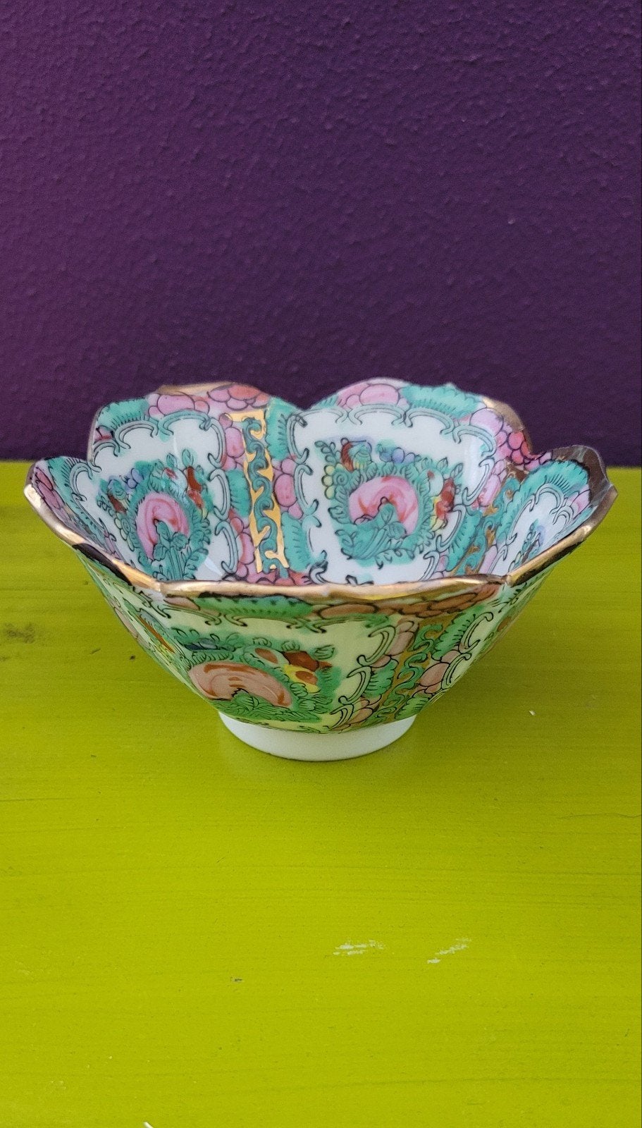 Porseleinen Bowl, schaaltje Lotusvorm uit periode 1950-1970, Antiek en Kunst, Ophalen of Verzenden