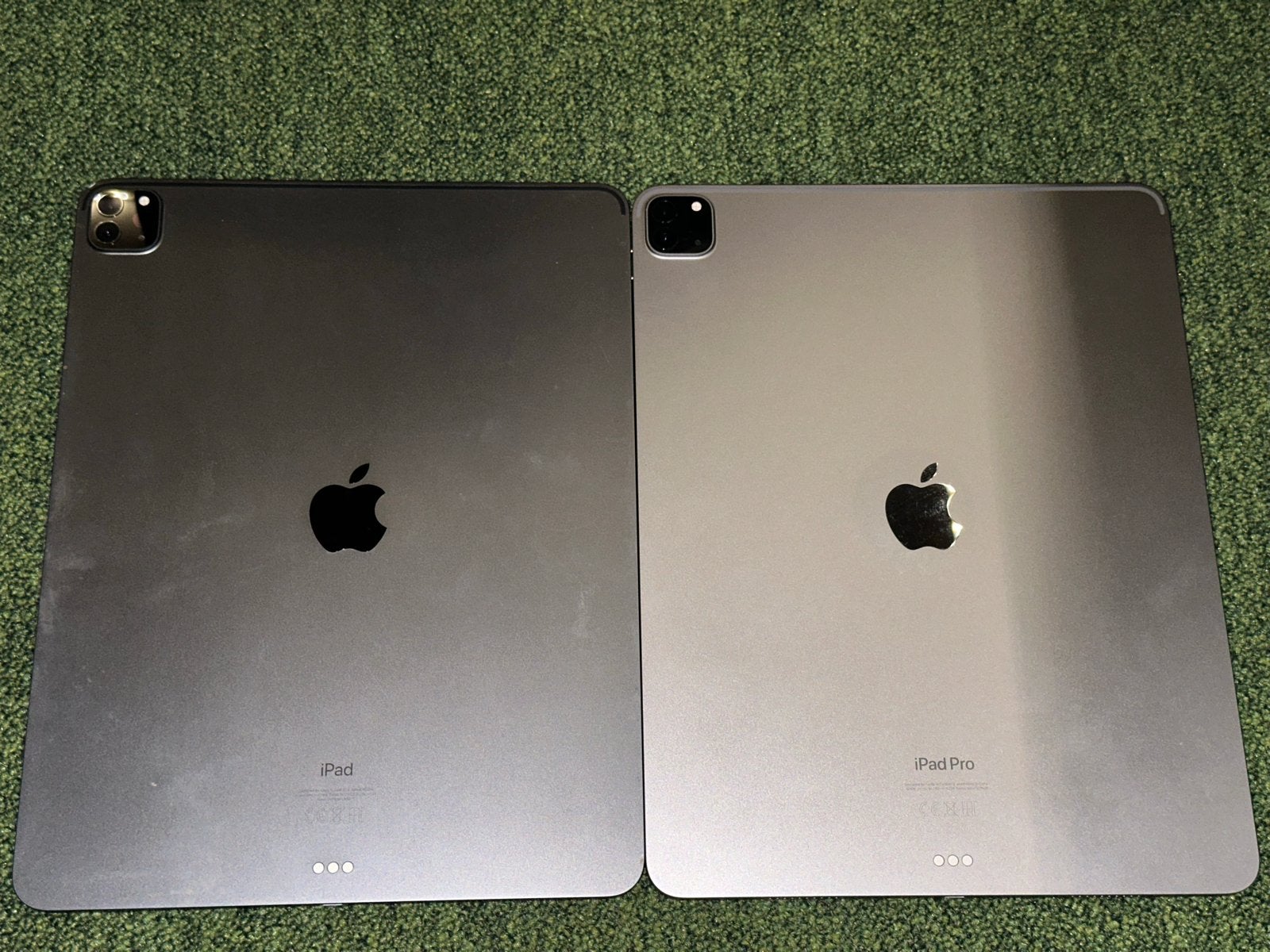2x Apple iPad Pro 6e gen - Defect, Computers en Software, 12 inch, Ophalen of Verzenden, Apple iPad Pro, Niet werkend
