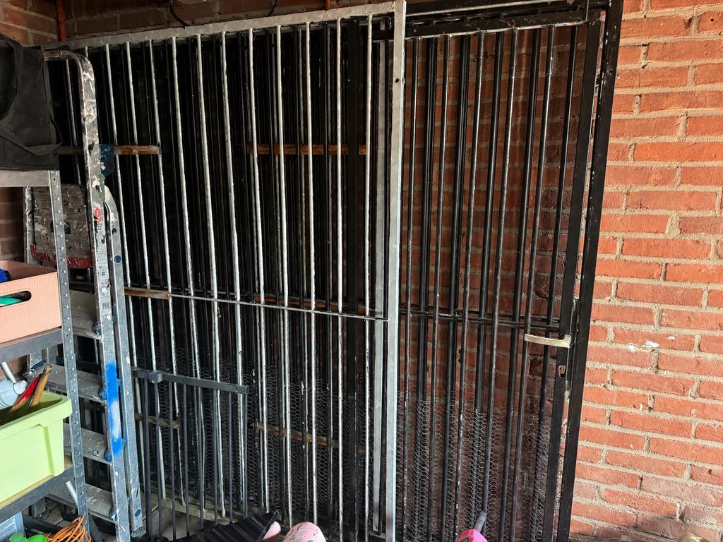 “Grote hondenkennel 4x4 – 2 deuren – 1.85 hoog”, Dieren en Toebehoren, Hondenhokken, Ophalen, Hondenkennel, 100 cm of meer, 110 cm of meer