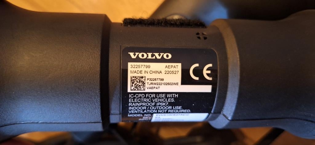 Volvo thuis laadkabel (220V stekker) elektrische voertuigen, Ophalen of Verzenden, Zo goed als nieuw, Laadkabel