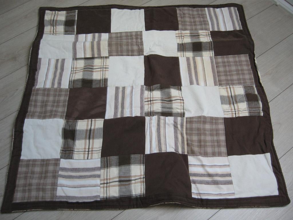 Pats work boxkleed 100 x 100 cm €15.00 Hand made bruin tint., Kinderen en Baby's, Boxen, Ophalen of Verzenden, Zo goed als nieuw
