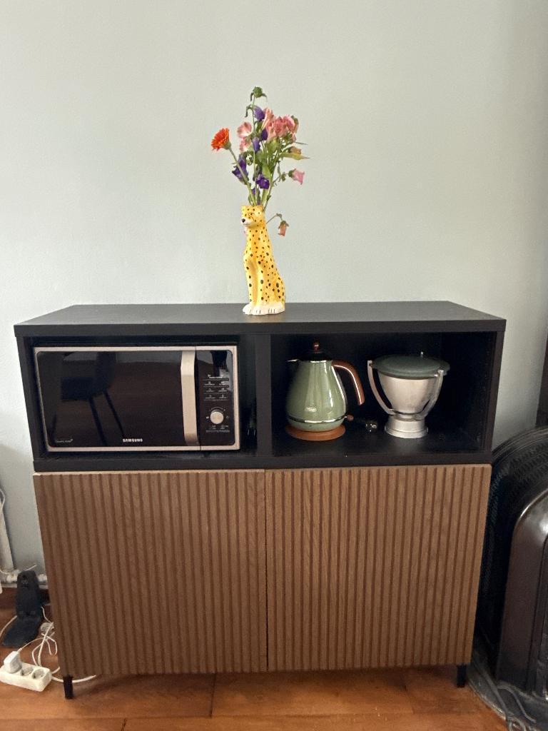 Ikea keuken / servieskast zwart, Ophalen, Gebruikt, 100 tot 150 cm, 25 tot 50 cm