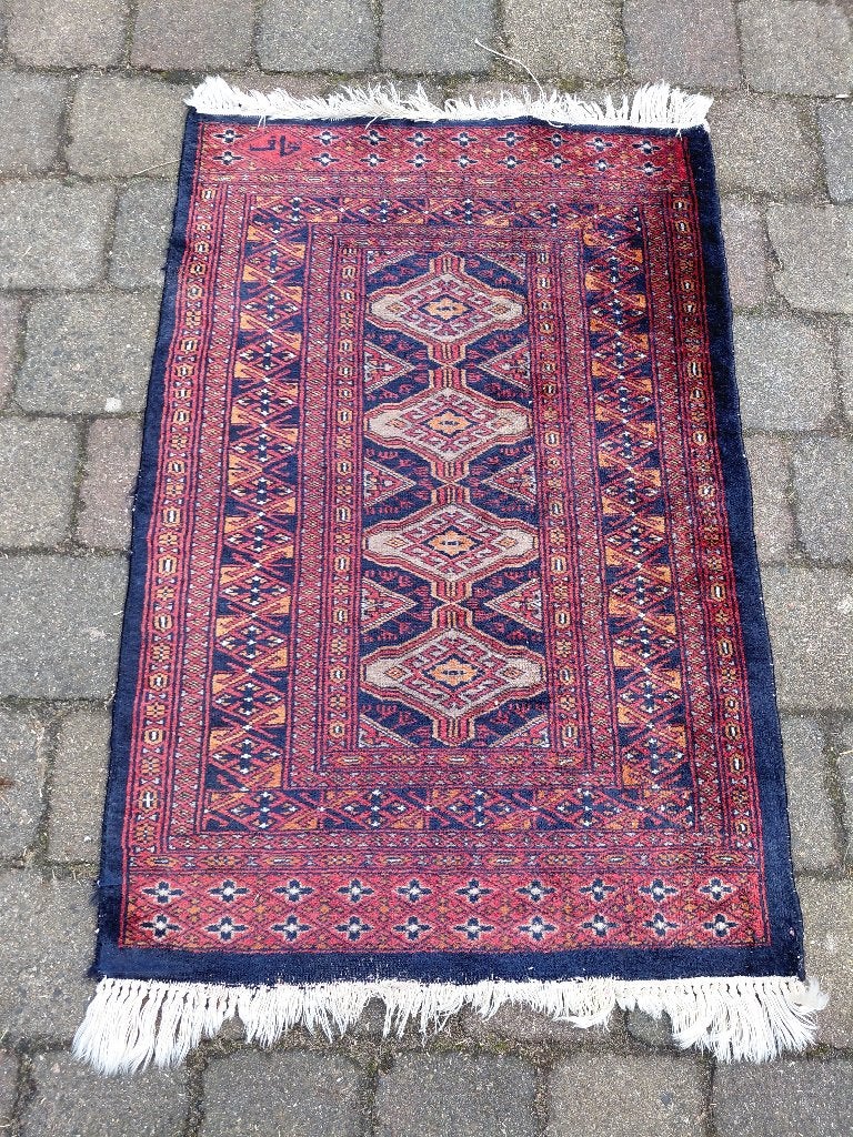 Oosters tapijt, Perzische Bouchara loper lxb = 94x64 cm., Antiek en Kunst, Antiek | Kleden en Textiel, Ophalen of Verzenden