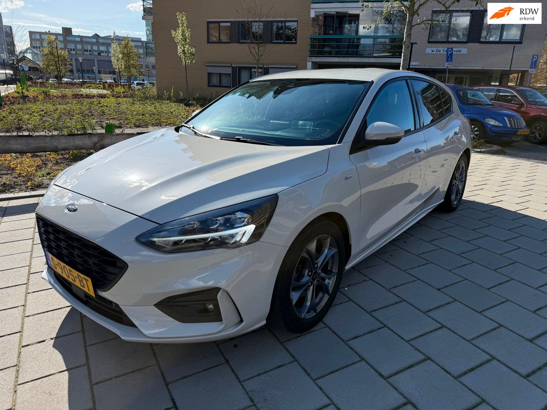 Ford Focus 1.0 EcoBoost | ST Line X Business | Head Up Displ, Gebruikt, Euro 6, Wit, Bedrijf