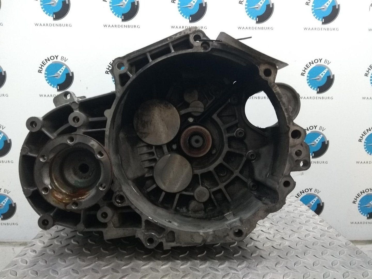 VOLKSWAGEN JETTA TRANSMISSIE / VERSNELLINGSBAK 02Q300047B 20, Auto-onderdelen, Ophalen of Verzenden, Gebruikt, Stiba lid