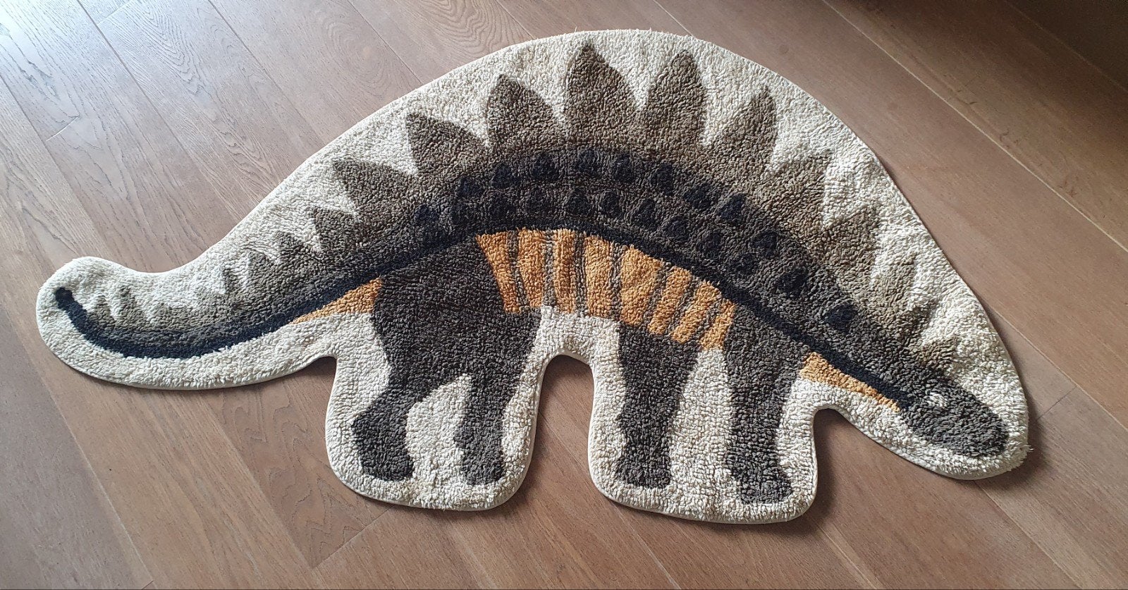 Vloerkleed dino Tapis Petit, Kleed of Kussen, Ophalen of Verzenden, Zo goed als nieuw, Overige merken