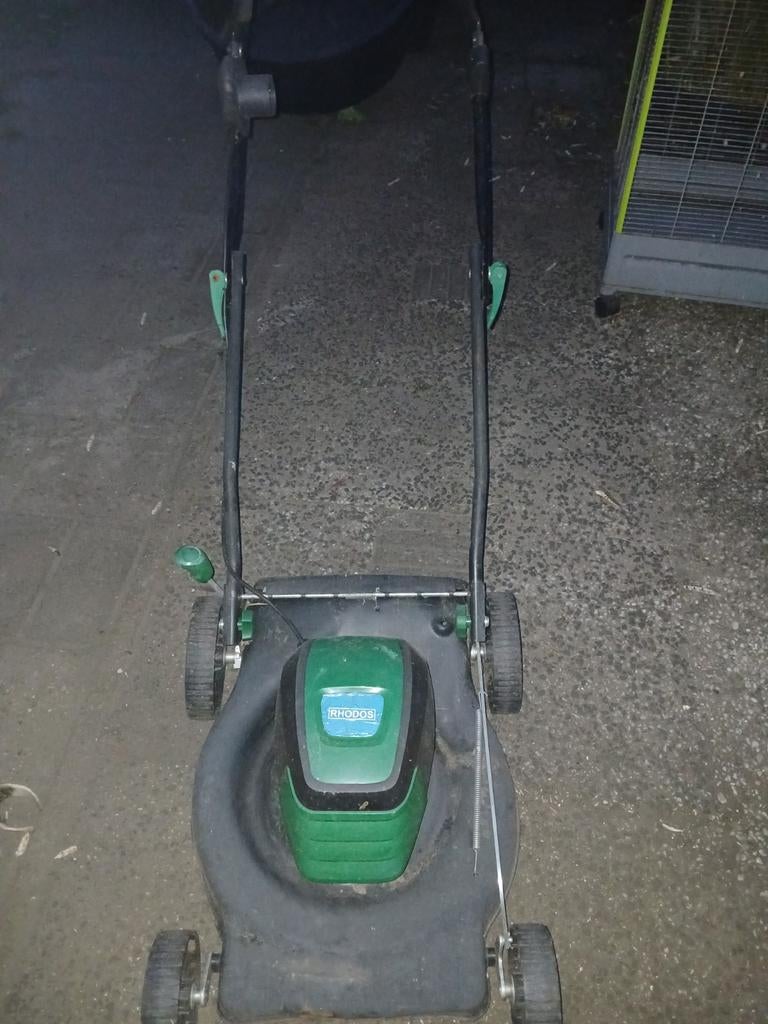 Rhodos cirkelmaaier bijna gratis, Ophalen