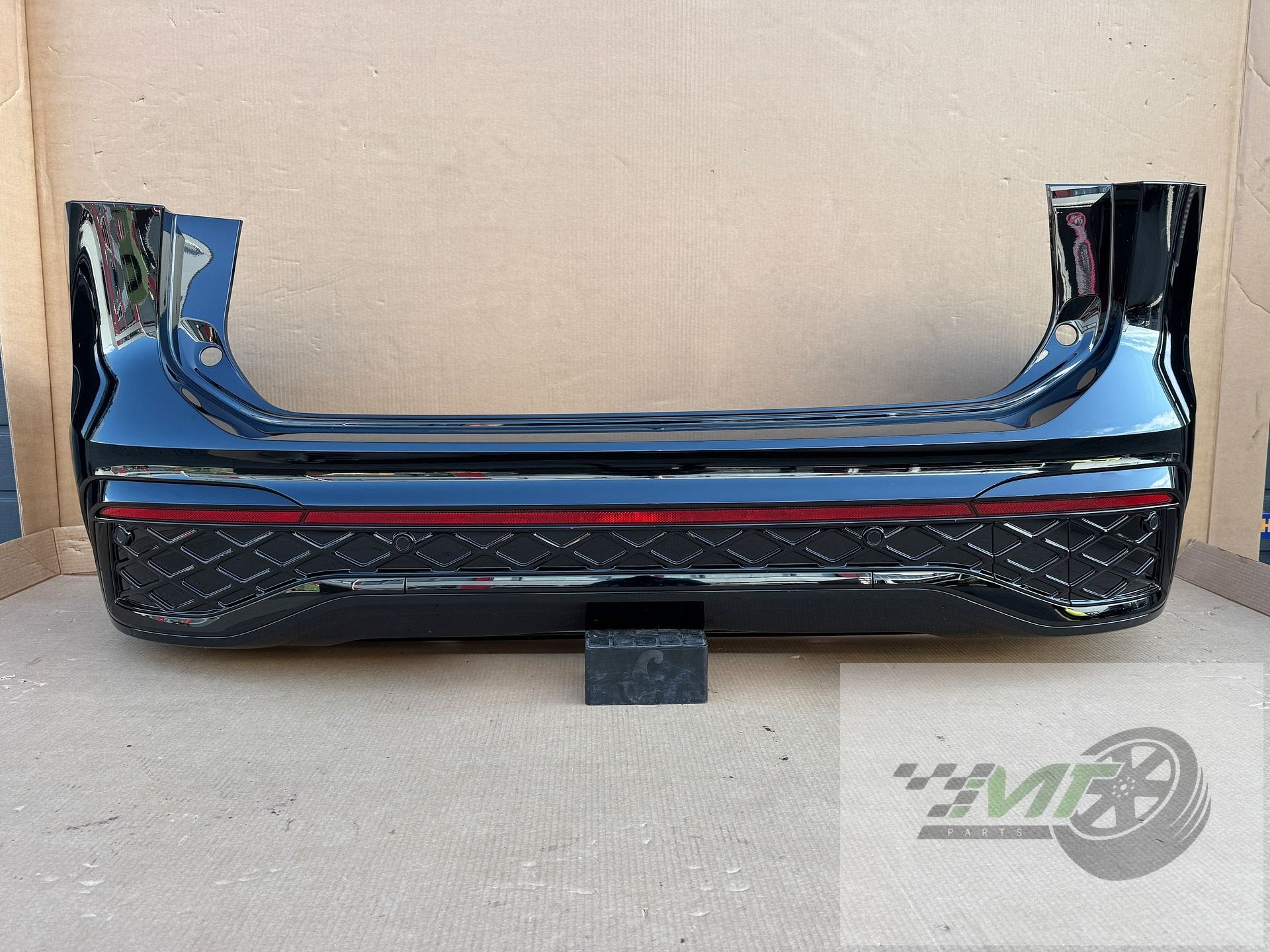 Vw Tiguan RLine CT1 achterbumper 571807521B LY9T BLACK rear, - kundenbetreuung@volkswagen.de, Gebruikt, Volkswagen, Herkomst onderdeel bekend